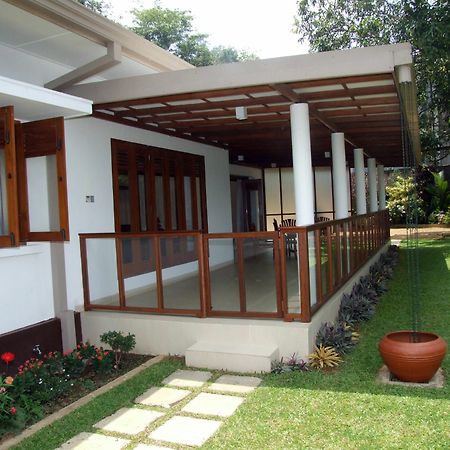 Serene Villa Ratnapura Luaran gambar